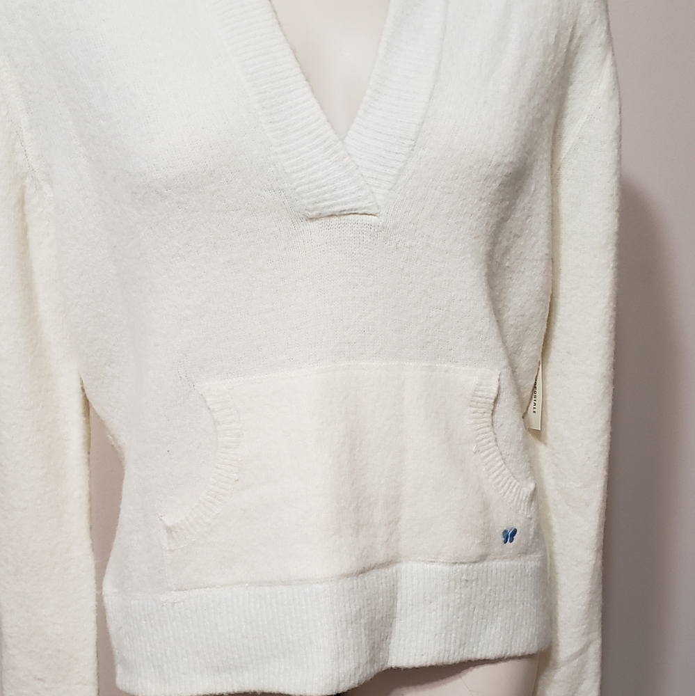 Aeropostale cream pullover hooded sweater - Picture 2 of 4